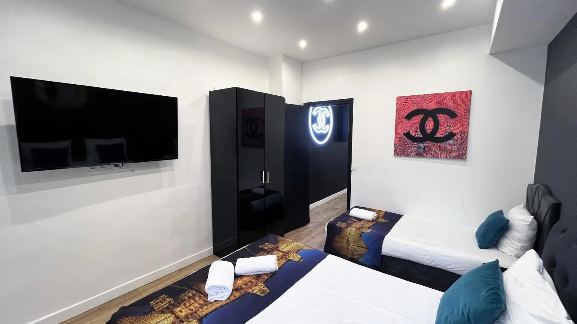 Urban Flat 157 - Coco Chanel Flat In Montorgueil Paris France