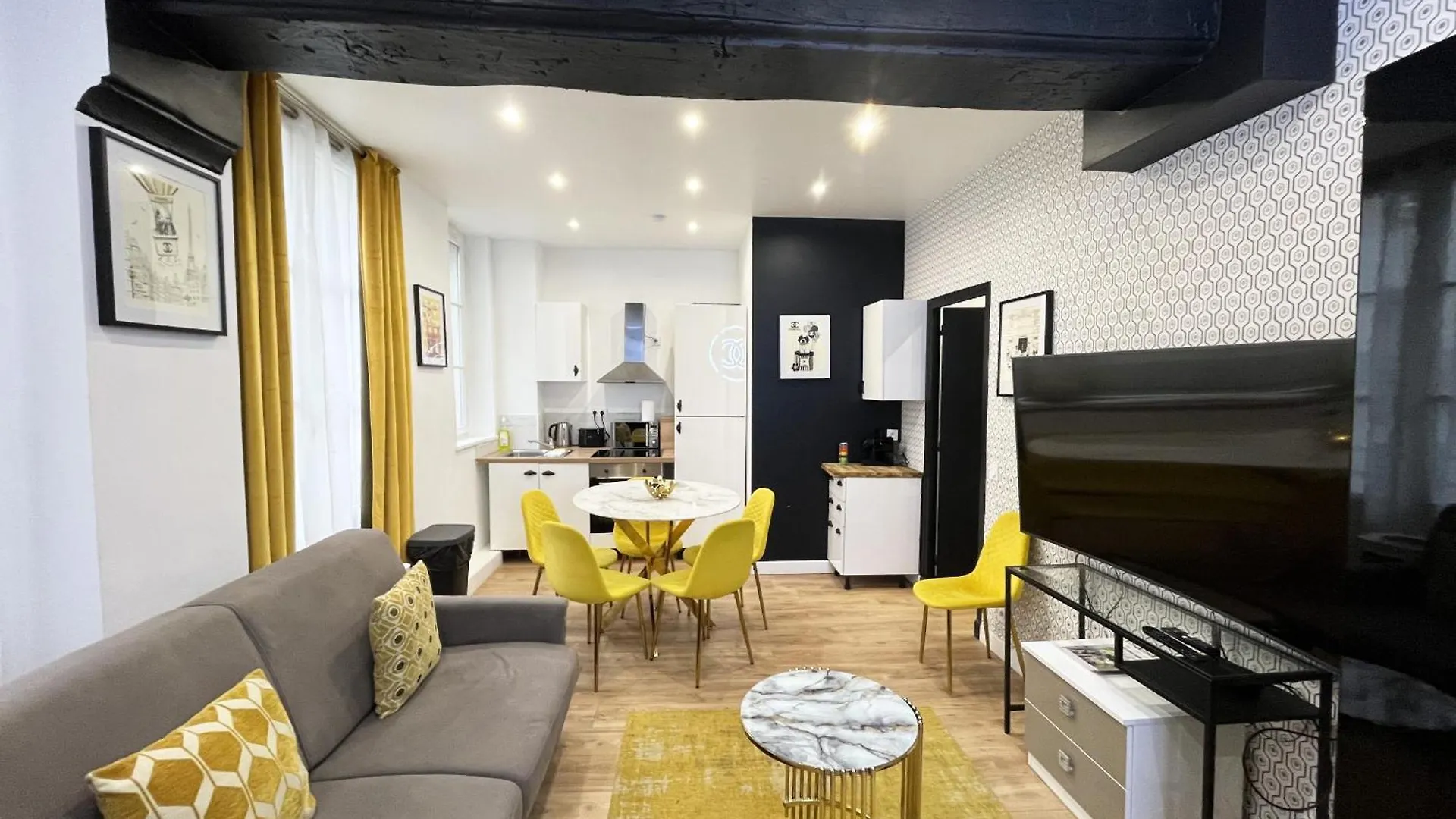 Apartment Urban Flat 157 - Coco Chanel Flat In Montorgueil Paris France